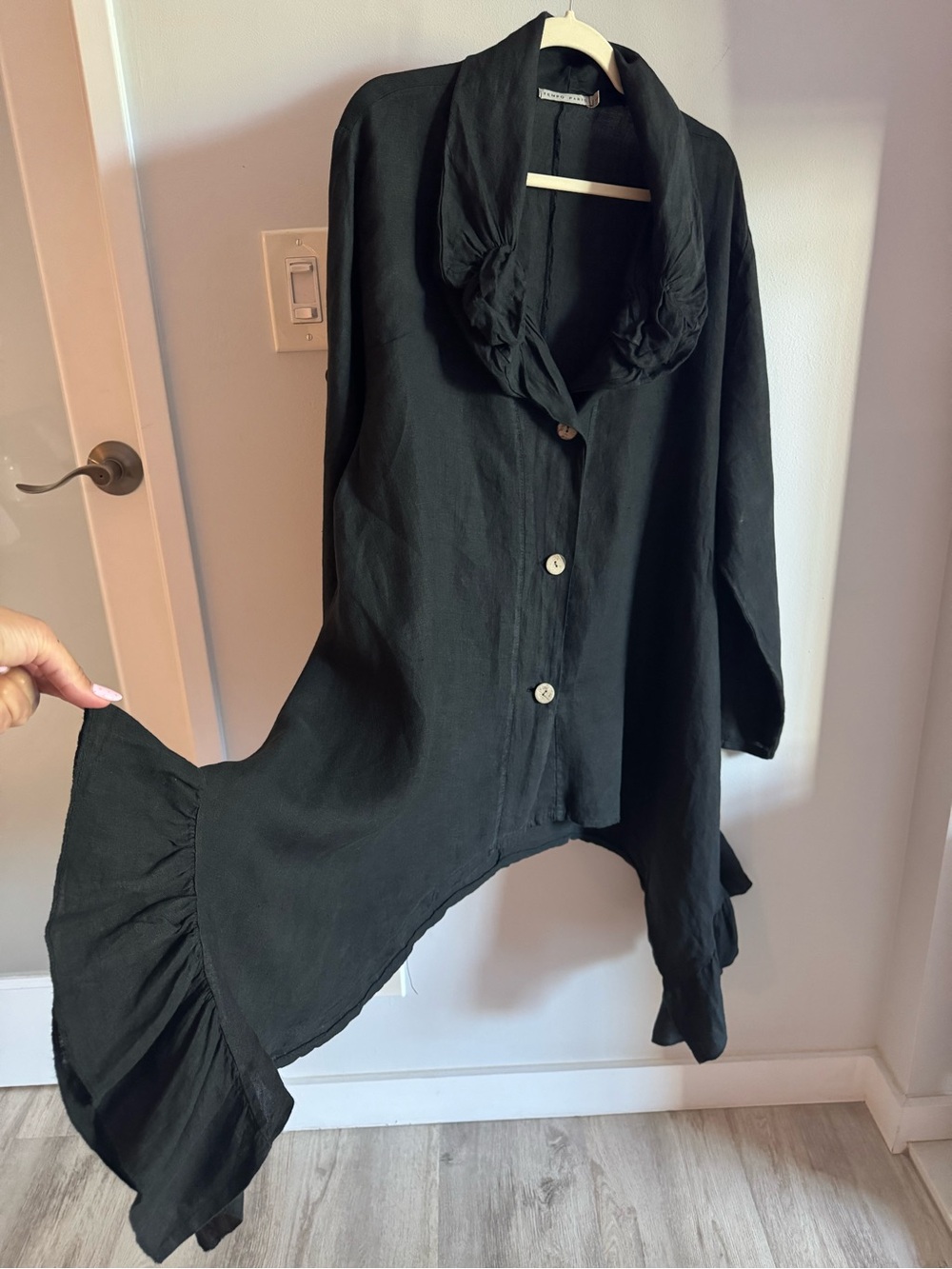 Tempo Paris Italian Linen Black Long Ruffle Asymmetrical Trim Cardigan Jacket L - Picture 3 of 12